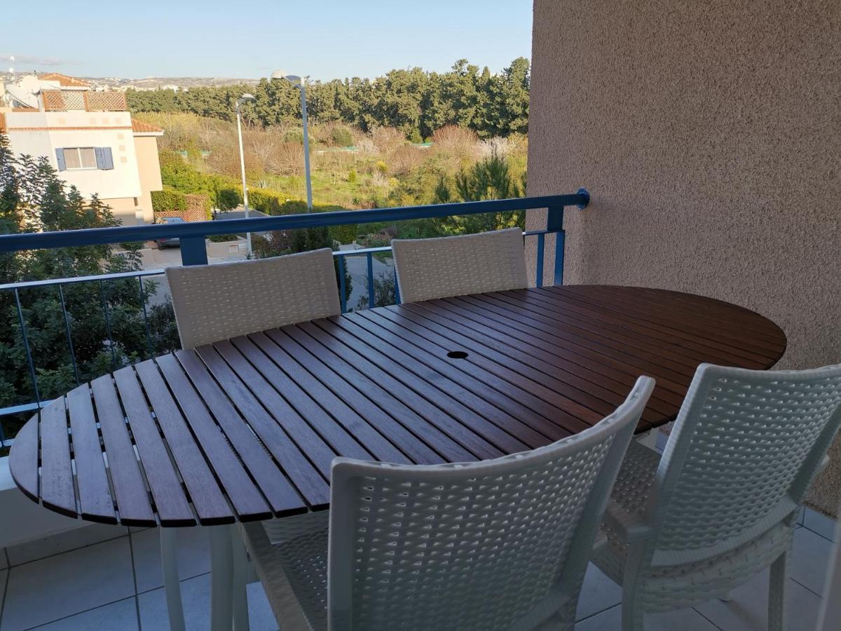 Iris Village, Near Kings Avenue Mall - By Imh Travel & Tours Paphos ภายนอก รูปภาพ