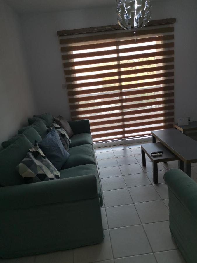 Iris Village, Near Kings Avenue Mall - By Imh Travel & Tours Paphos ภายนอก รูปภาพ