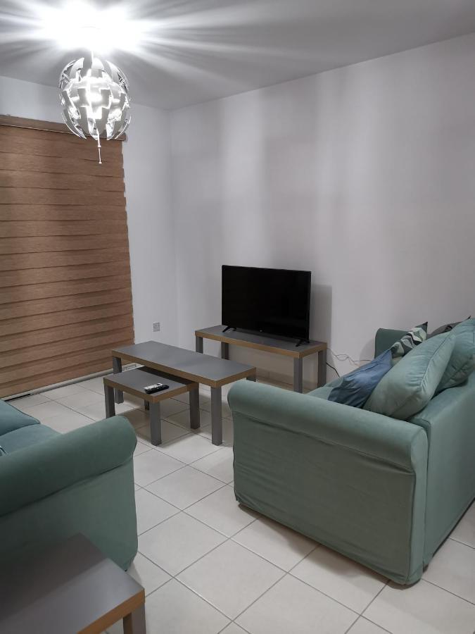 Iris Village, Near Kings Avenue Mall - By Imh Travel & Tours Paphos ภายนอก รูปภาพ