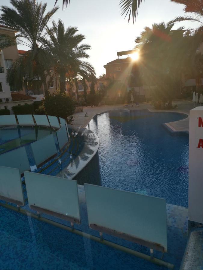 Iris Village, Near Kings Avenue Mall - By Imh Travel & Tours Paphos ภายนอก รูปภาพ